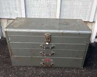 132 CraftsmanToolboxFullofVariousTools