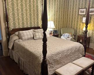Queen Sized Four Poster Bed