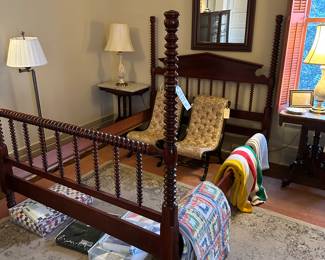 Davis Cabinet Spool Bed