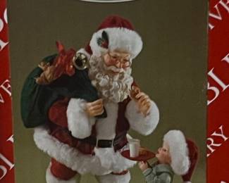 Department 56 - Possible Dreams Santa