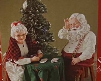 Department 56 - Possible Dreams Santa