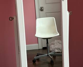 46. Standing Mirror w/ Jewelry Storage (16" x 59")