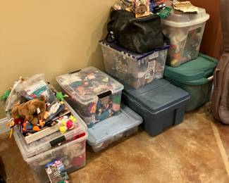 So, so many Beanie Babies. Truly an astonishing quantity.