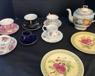 Collectible Tea Cups Bone China Made In England