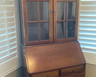 04 Secretary Bookcase With Display Cabinet On Top