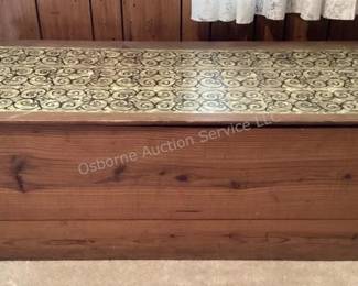 Storage chest / trunk