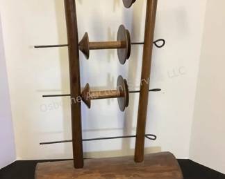 Primitive spool holder