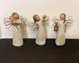 Large collection of Willow Tree figurines available (see catalog for all available)