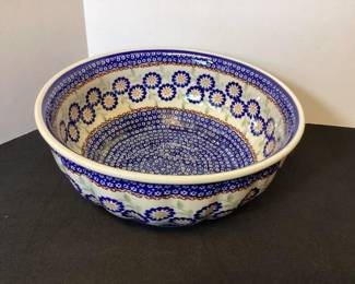 Several pieces of Polish Pottery to choose from, see catalog for all items