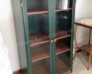 Storage cabinet