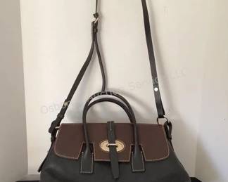 Dooney & Bourke purse