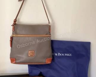 Dooney & Bourke purse