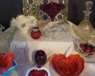 Villeroy Boch Buffalo, Fenton Glass Glass Decor