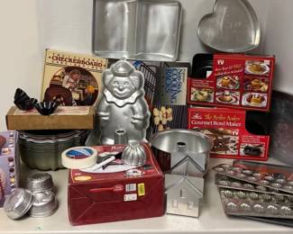 Baking Goods Vintage and New In Box Molds