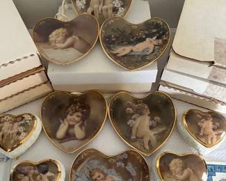 Loves Heavenly Messengers Porcelin Plates Music Boxes