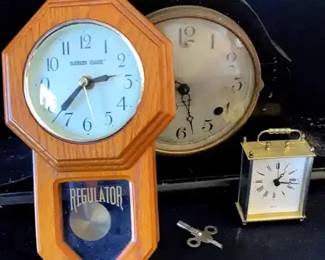 Antique Sessions Mantel Clock, Small Quartz Carriage Clock, Lone Oak Clock