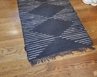 Area rug