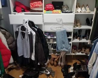 Closet system