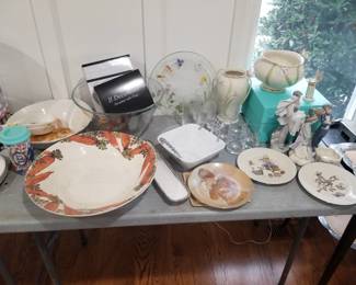 Serving and entertaining ware