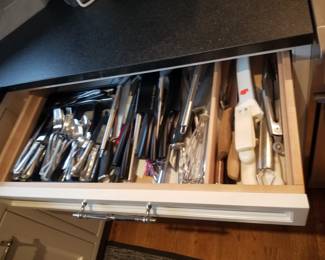 Utensils & kitchen gadgets