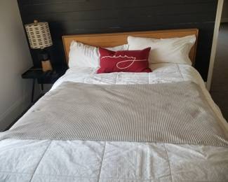 Queen bed