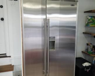 Sub-Zero model 680S mfg. Feb 2002