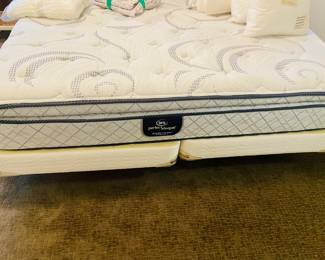 California King mattress set Serta perfect sleeper