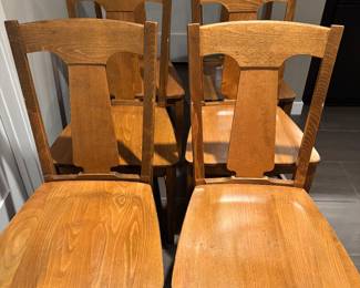 Set of 6 wood chairs