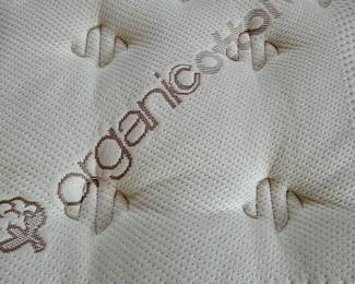 Details of master details of mattress set