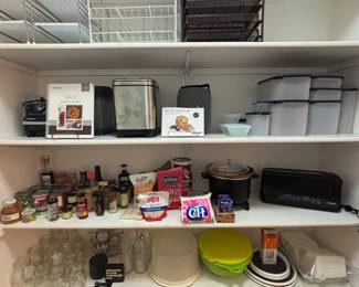 Small appliances, pantry items