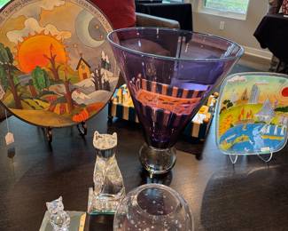 Decorative accessories Daum crystal, Kate Spade, Peggy Karr and Simply Sticks lazy Susan “Little Cabin in the woods”