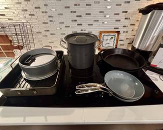 Cookware, bakeware