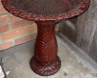 Glazed Cement Birdfeeder!