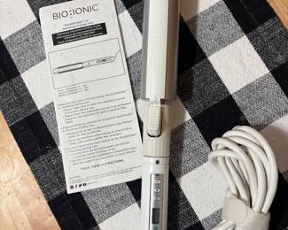 Bio Ionic StyleWinder 1.5” Rotating Style Iron