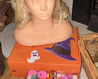 Morvally Wig & Accessories!