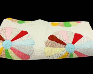 Handstitched Dresden Plate Quilt Damaged