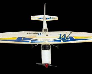 009 Multiplex Magister Trainer Airplane 5.25ft Wingspan