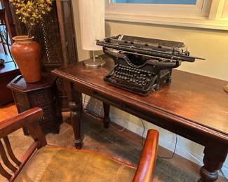 Underwood Typewriter 