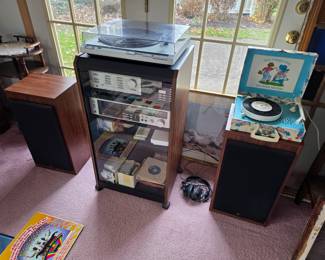 Vintage MCS stereo system. All sold as one. All components in great condition and work! Sounds amazing!