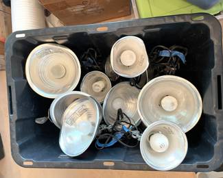 soooo many worklights