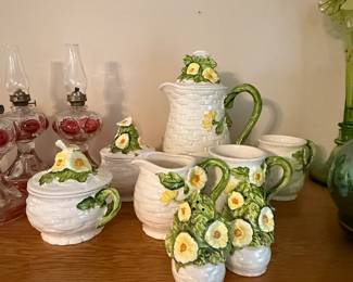 Lefton Rustic Daisy Set