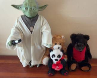 Yoda Toy W Stuffed Animals