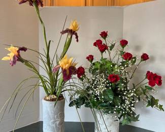 2 Potted Flower Arrangements 1 Isabel Bloom