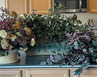 3pcs Extravagant Greenery Floral Decor