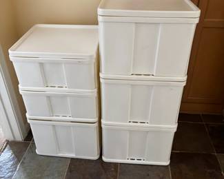 2 Buildable Storage Cubes
