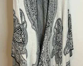 Soft Surroundings Black White Amedeo Wrap