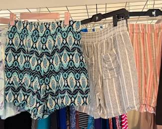 6 Pair Of Shorts In S And M