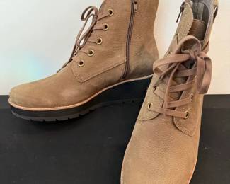 Size 10 ABEO Womens Boots