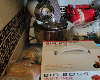 Kitchenware aide mixer