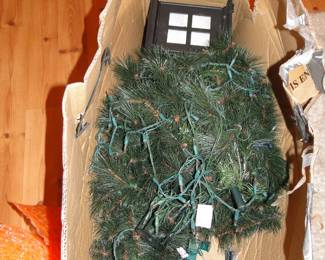 4' Lighted Christmas Tree